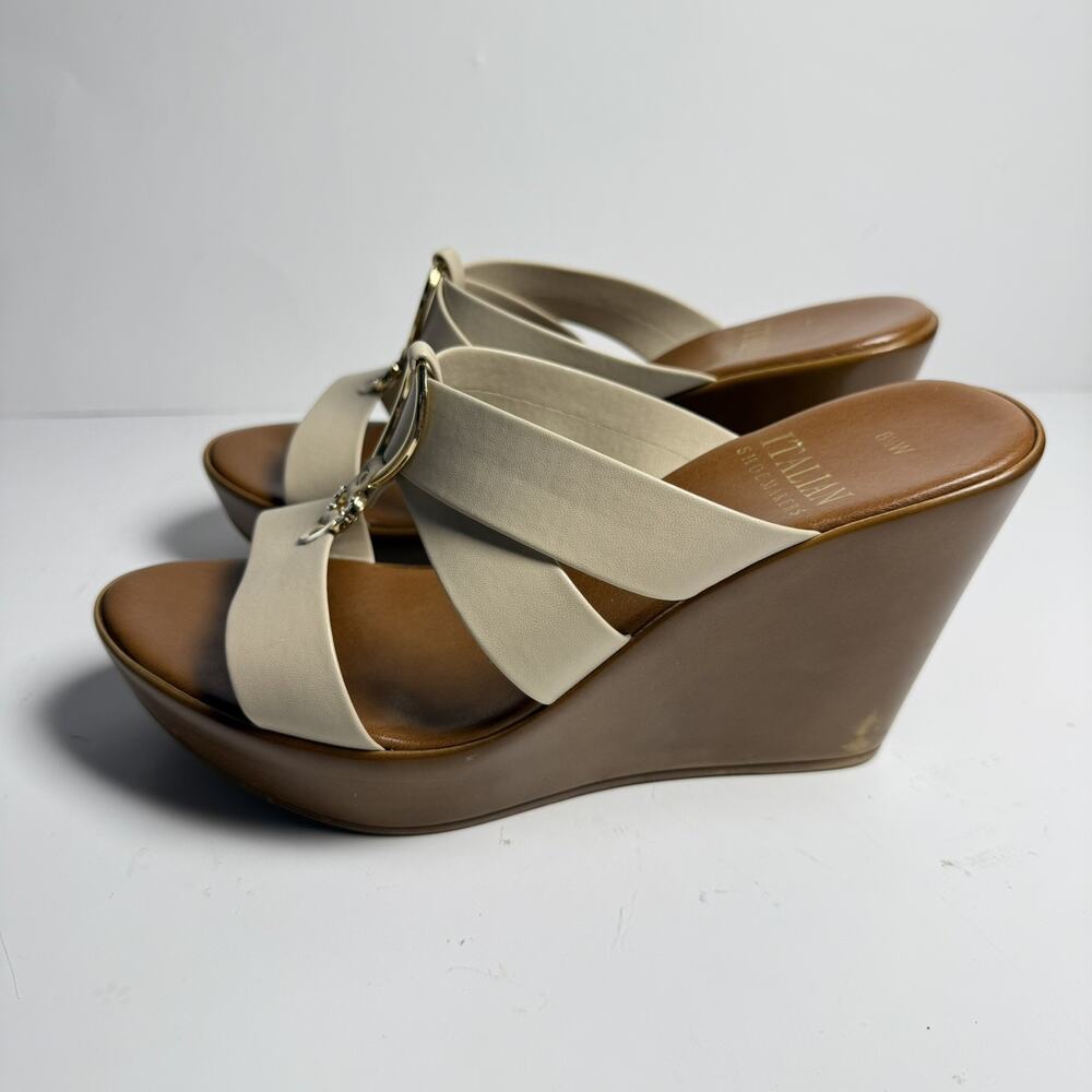 Italian Shoemakers Wedge Sandals Beige Slip-On Strappy 8.5M Made in Italy